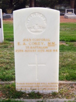 Headstone at Woden Cemetery, 20 March 2008.