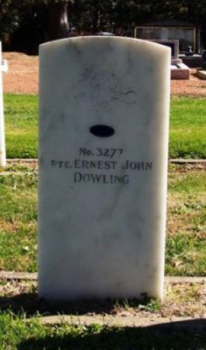 Grave of Ernest Dowling at Woden Cemetery.