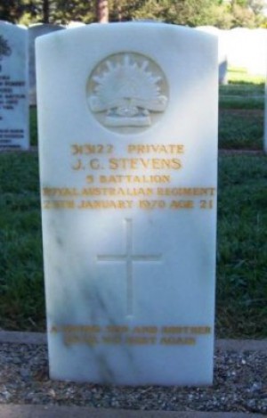 Grave of John Stevens, Woden Cemetery.