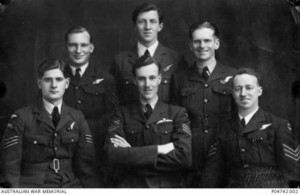 Philip Young (middle, front row) and crew, England c1941. AWM image P04742.002.